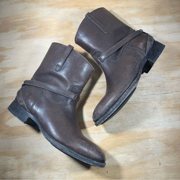 Frye Brown Ankle Boots Women’s Size 6 - Picture 2 of 9